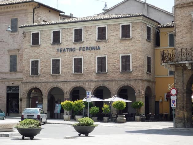 San Severino, nuove tariffe per l'utilizzo del Teatro Comunale Feronia