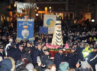 Un momento della tradizionale processione