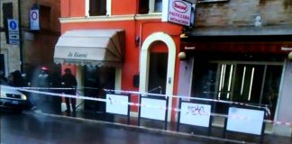 Sparatoria a Macerata: bloccato l’autore, fa il saluto fascista
