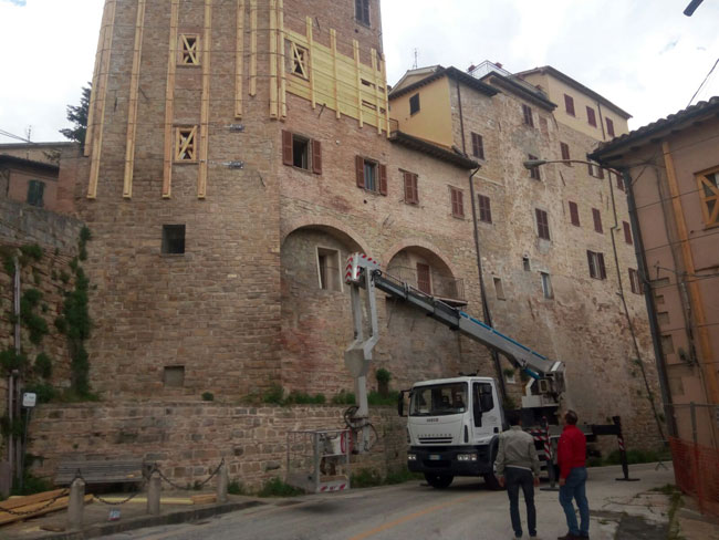 apertura via Farnese Camerino