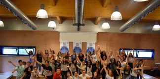 Fly School Musical al Teatro Ventidio Basso il 31 maggio e 1 giugno Fly School Musical Teatro Ventidio Basso 31 maggio 1 giugno