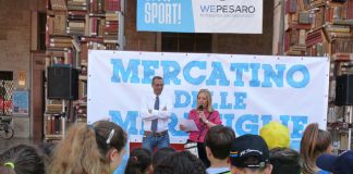 Pesaro, oltre 100 alunni in piazza per il Mercatino delle Meraviglie