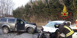 Scontro tra due auto a Potenza Picena: tre feriti, uno è grave