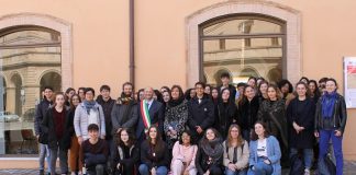 Macerata, studenti del Liceo linguistico e i “colleghi” francesi in Comune
