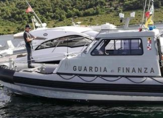 Noleggio abusivo di un natante da diporto promosso sul web, rischia una multa fino a 22mila euro