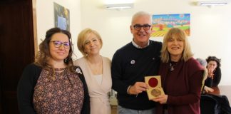 Ruth Bartlett, direttrice dell’Alzheimer Society in Comune a Macerata