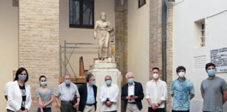 Macerata, Art bonus: al via il restauro delle statue nel cortile del municipio