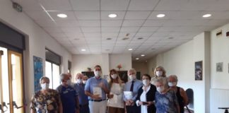 Donate mascherine alla Casa Albergo Ferrucci dall’associazione 50&Più Ascoli-Fermo