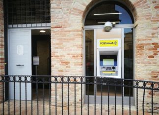 Corinaldo, reinstallato il Postamat in piazza del Cassero