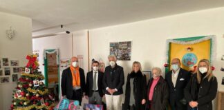 Macerata, saturimetri e giocattoli dal Rotary Matteo Ricci per la comunità