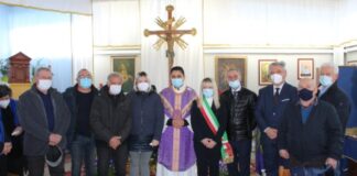 La comunità di San Severino festeggia il nuovo parroco