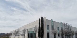 Macerata, punto vaccinale di Piediripa: raggiunte mille dosi al giorno