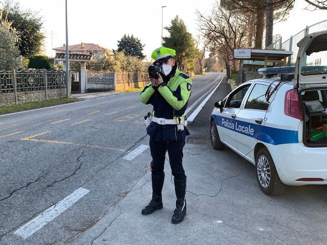Macerata, Polizia locale: intensa attività di controllo del