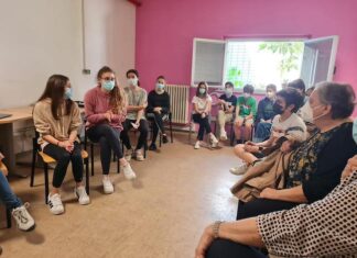 Ancona, progetti Erasmus: alunni e docenti dell’istituto Scocchera a confronto con il sindaco