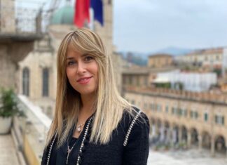 Marche, bonus PC: dalla Regione un aiuto a 3.700 famiglie