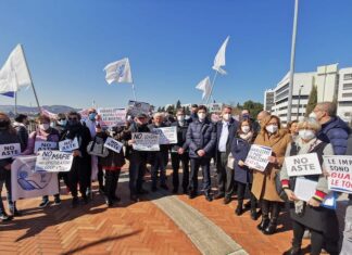 Direttiva Bolkenstein, manifestazione degli imprenditori balneari ad Ancona