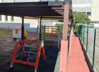 Ancona, inaugurato uno spazio giochi attrezzato nella scuola d’infanzia Gramsci