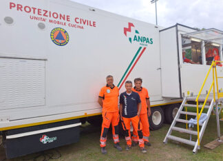 Alluvione Marche: attivata da Anpas cucina mobile a Pianello di Ostra