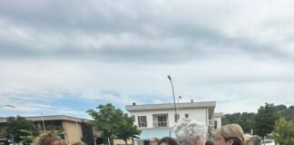 San Severino, in Piazza del Popolo la partita con scacchi viventi