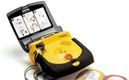Ancona, il 7 agosto la installazione di due nuovi defibrillatori