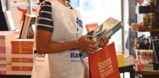 Ancona, con il Banco dei Desideri materiale scolastico in dono