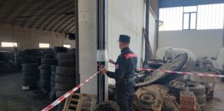 Morrovalle, azienda agricola trasformata in autofficina abusiva