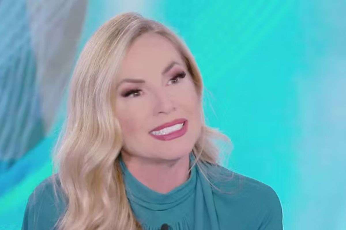 selvaggia lucarelli contro federica panicucci sul caso garlasco