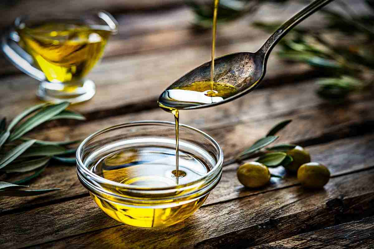 olio d'oliva i benefici oltre la cucina