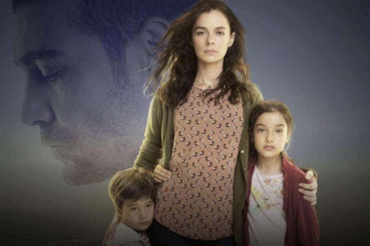 Dopo il grande successo delle prime due stagioni, la narrazione si arricchisce con nuovi personaggi e trame complesse