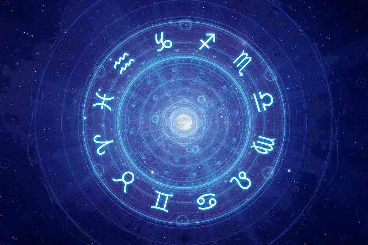 Oroscopo: 1 segno ha successo nel lavoro, 2 ricevono soldi a palate