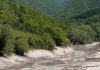 Lago di Fiastra più basso per lavori alla diga: affiora il vecchio ponte