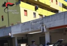 Fermo, i Carabinieri denunciano uno straniero per rapina a Lido Tre Archi
