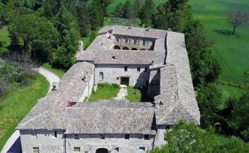 Dimore Storiche, a Muccia visita guidata al cantiere di Villa La Maddalena