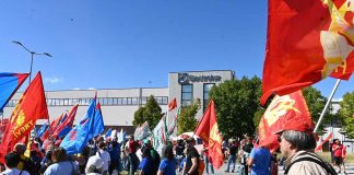 Cerreto d’Esi, corteo a sostegno dei lavoratori Electrolux